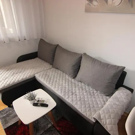 Sinanovic Apartment Vir